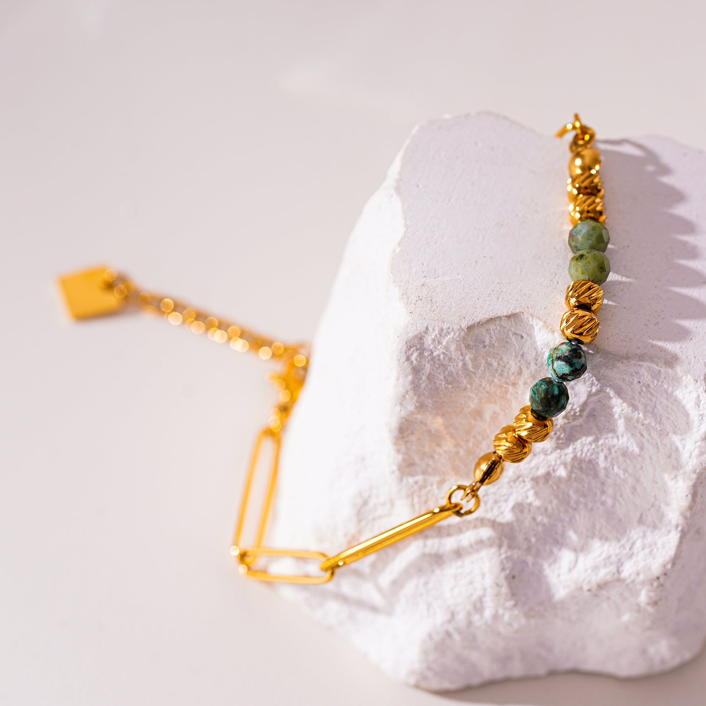 Style AIJAMI 6810: Link-Chain , Gold Beads & African Turquoise Natural Stones Bracelet.