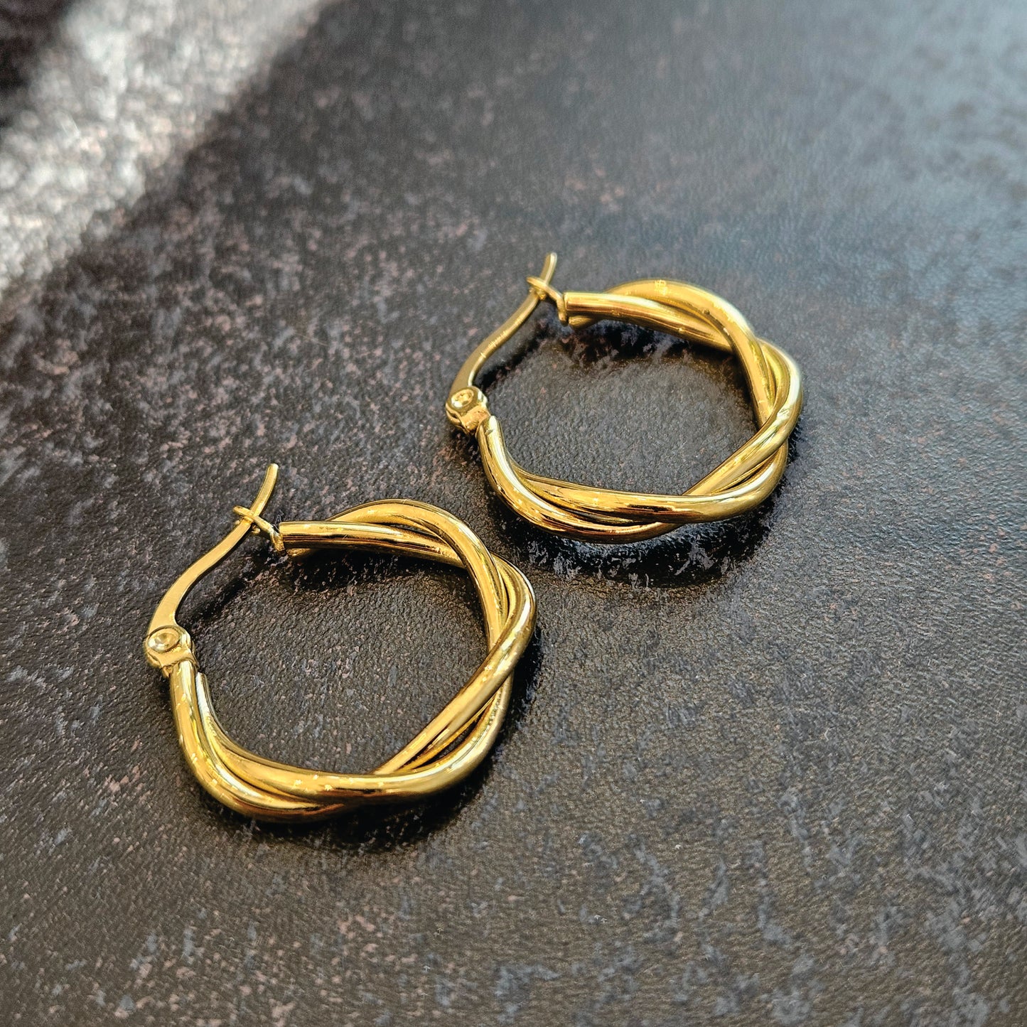 CARLOTA Gold: Twisted Rope Design Hoop Earrings