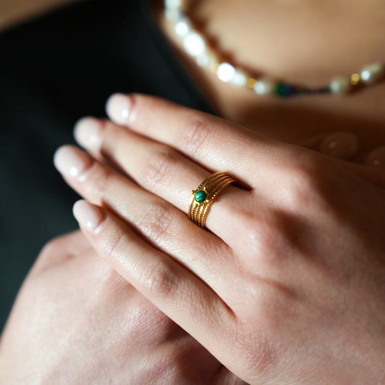 Style CHARMA 1996: 5-Layer Circle Embossed Ring with a Malachite Stone Centre Piece.