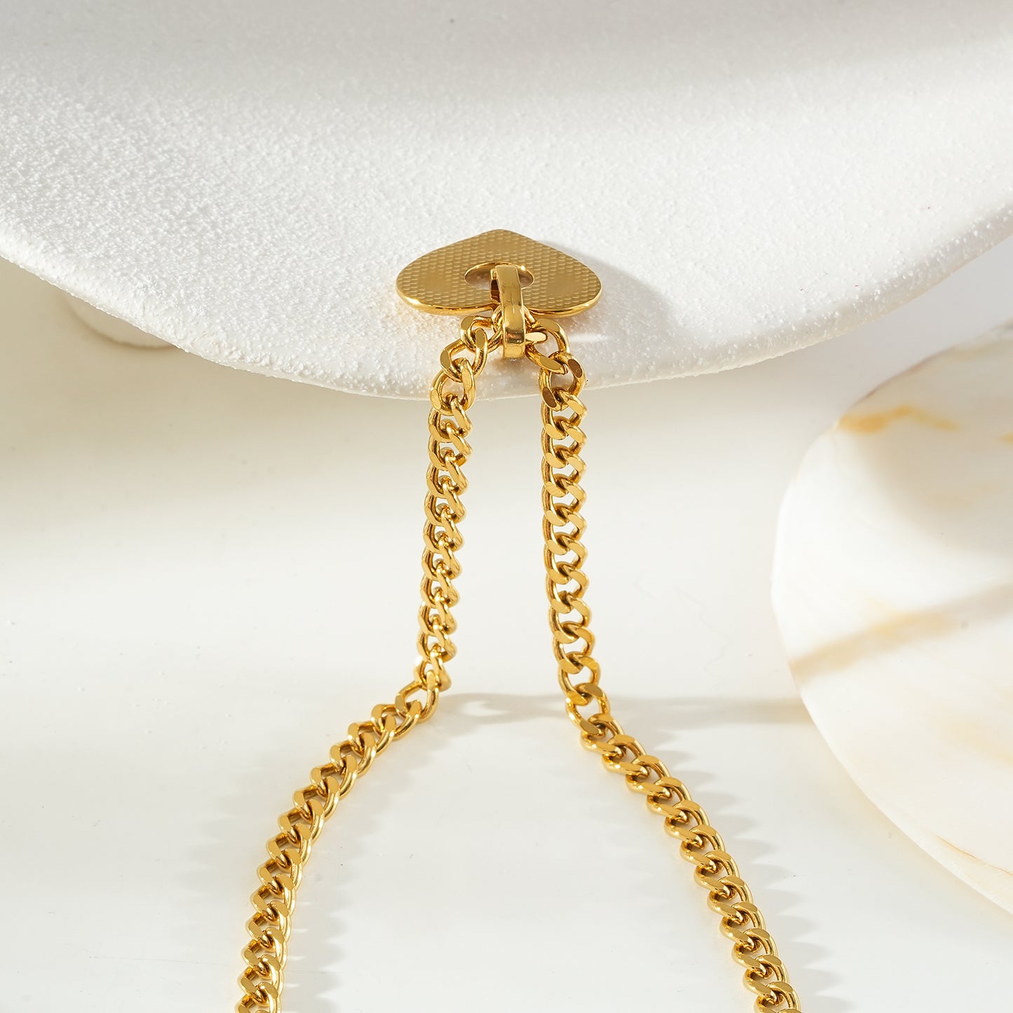 NIAH Gold: Heart Pendant Chain Necklace