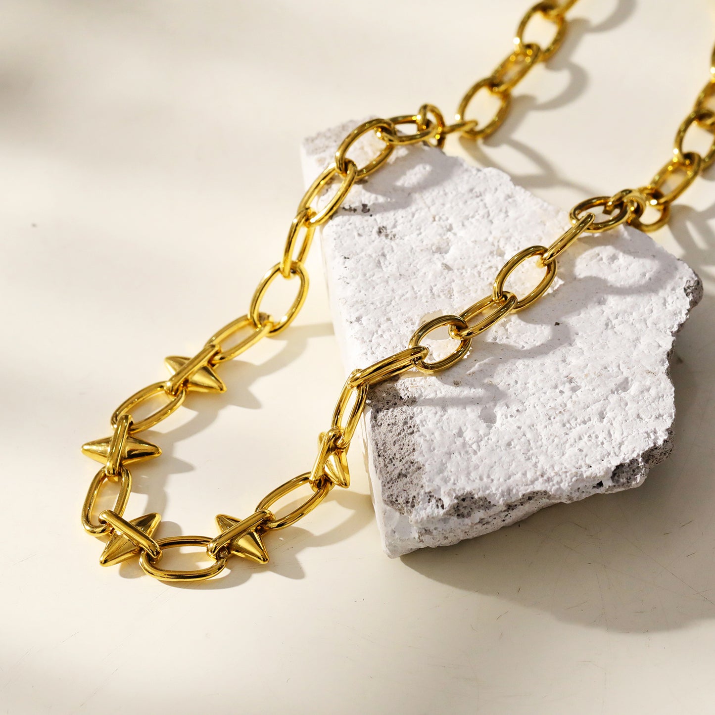 hackney-nine | Style ELLINOR533308: Industrial Chic Diamond Driblet Statement Chain
