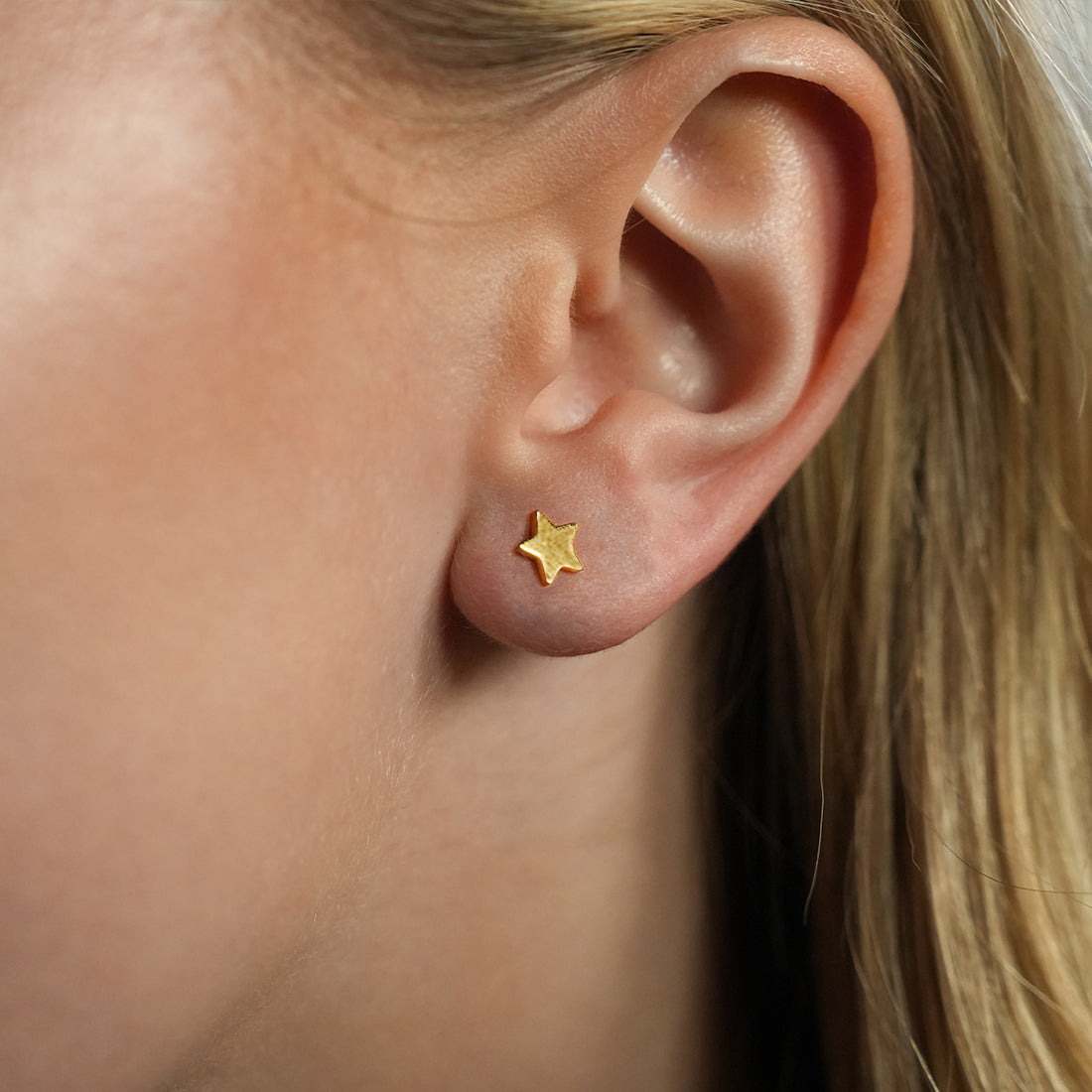 hackney nine | hackneynine | necklace | hoops | bracelets | earrings | charms | studs_earrings | jewellery | jewellery-store | shop-jewelry | gold-jewellery | dressy_jewellery | classy_ jewellery | on_trend_jewellery | fashion_ jewellery | cool_jewellery | affordable_jewellery | designer_jewellery | vintage_jewellery | heart_jewellery | gifts-for-her | gifts-for-mum | gifts-for-girls | gifts-for-females | dainty-jewellery | bridesmaid-gift | zirconia | CG-Jewellery