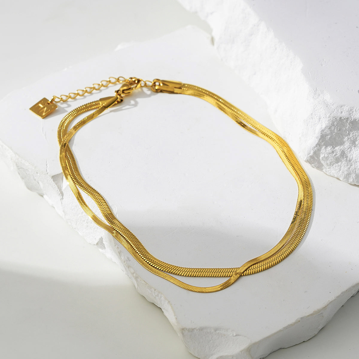 Style INESE LG 6497: Snake-Skin Textured 2-Layer Gold Anklet.