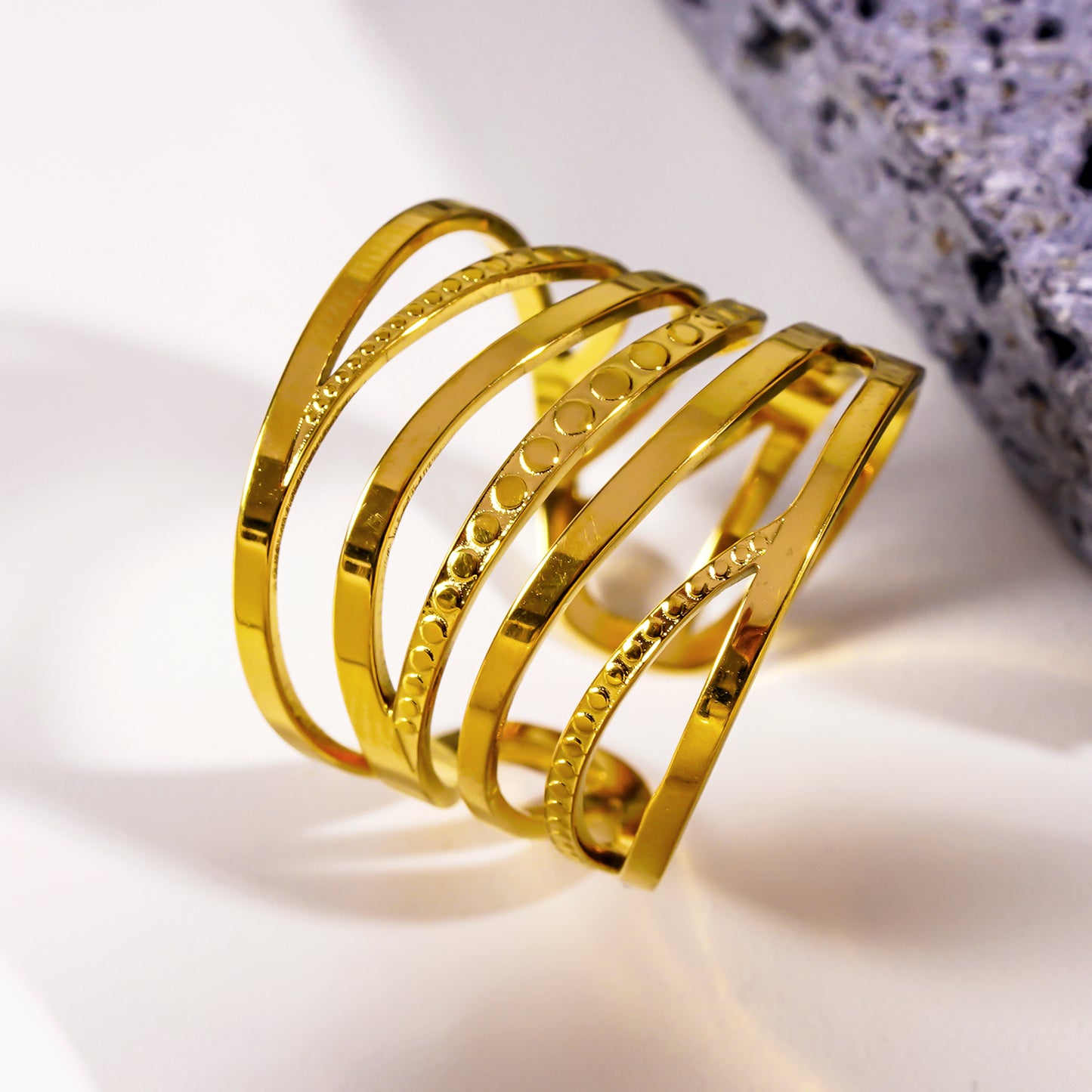 Style ODESA 1751: Multi Stacked Twisted Layers Textured Ring.