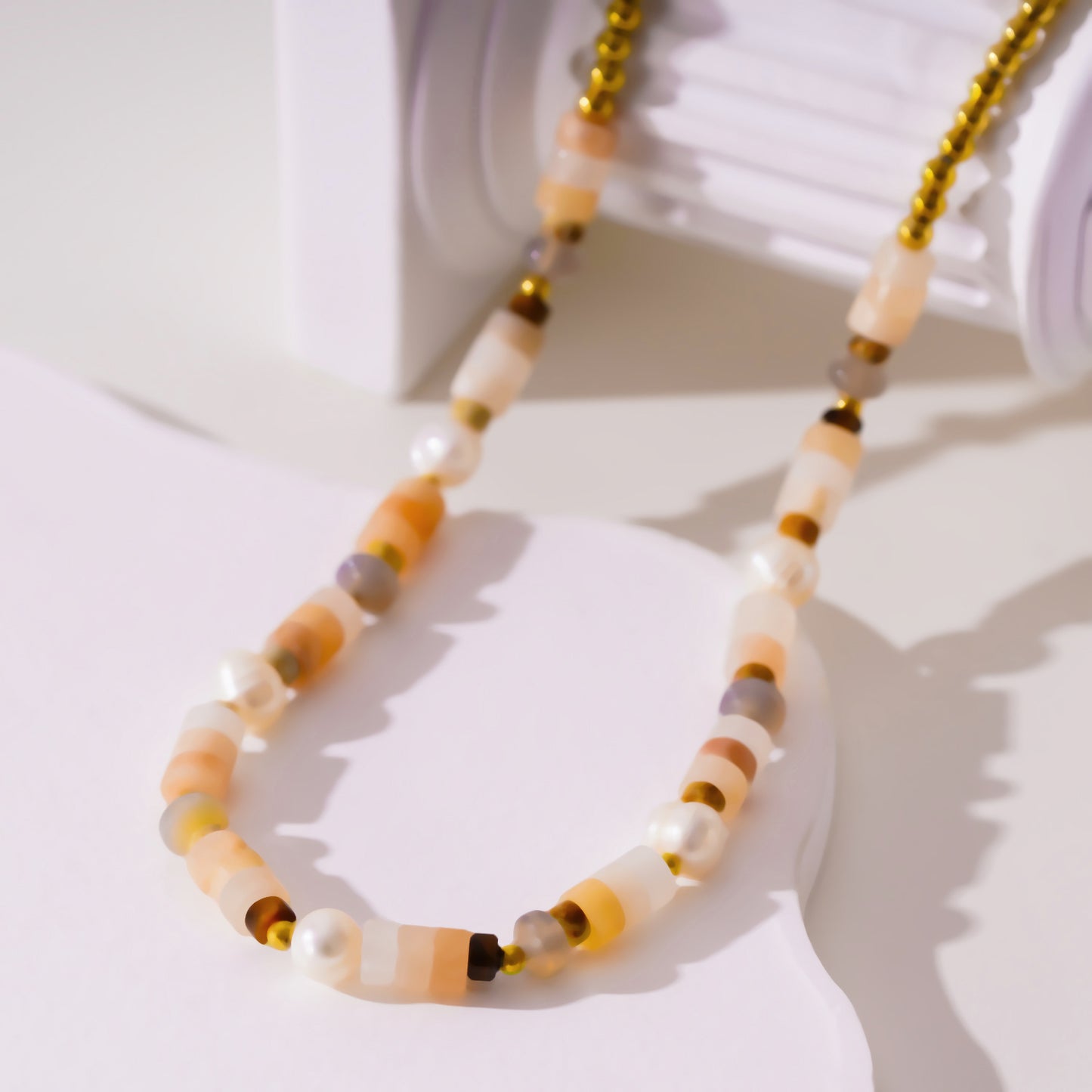 Style OSTIA 3758: Chalcedony Stones, Fresh Water Pearls & Gold Ball-Beaded Necklace.