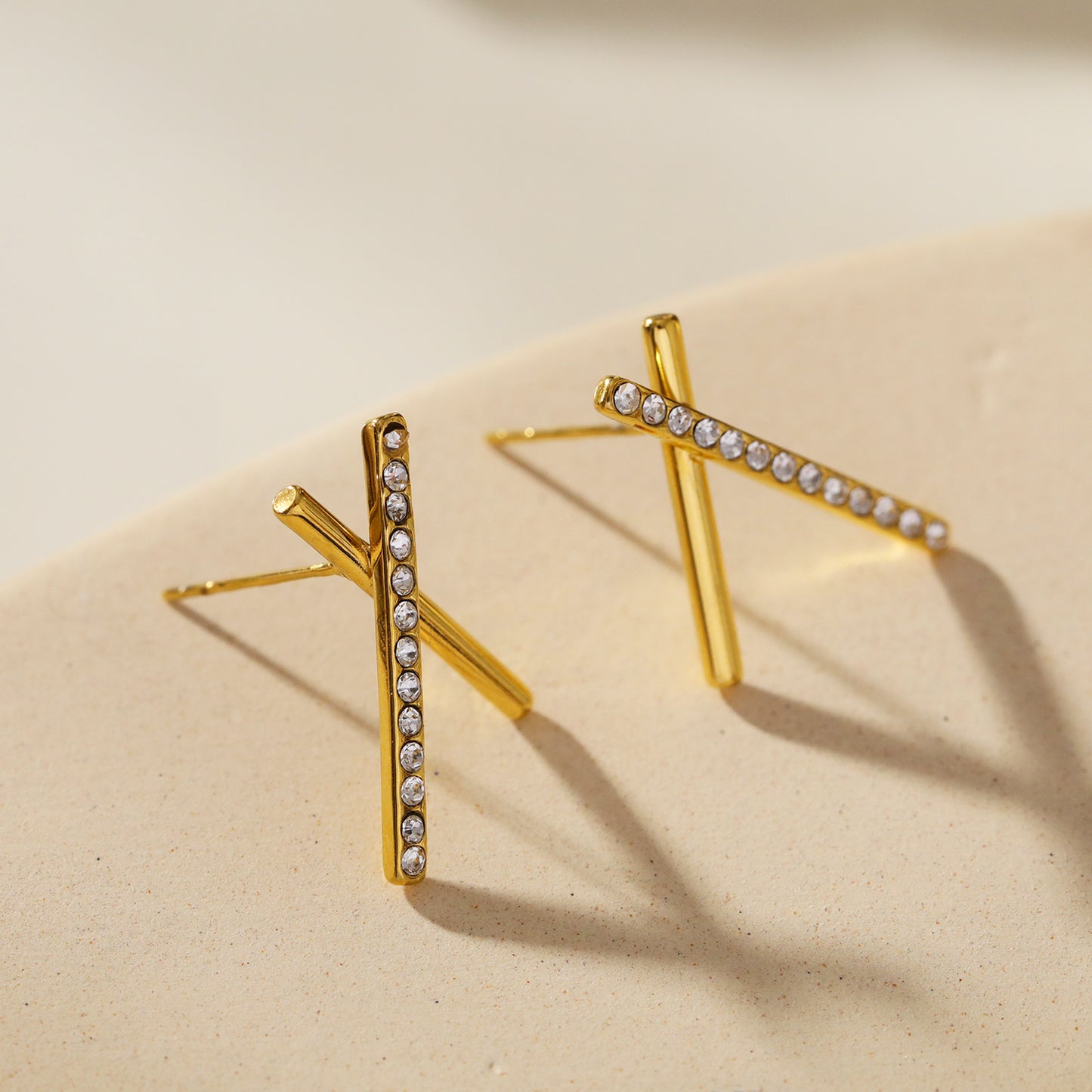 hackney-nine | hackneynine | tessa65059-studs | geometric-jewellery | modern-jewellery | affordable-jewellery