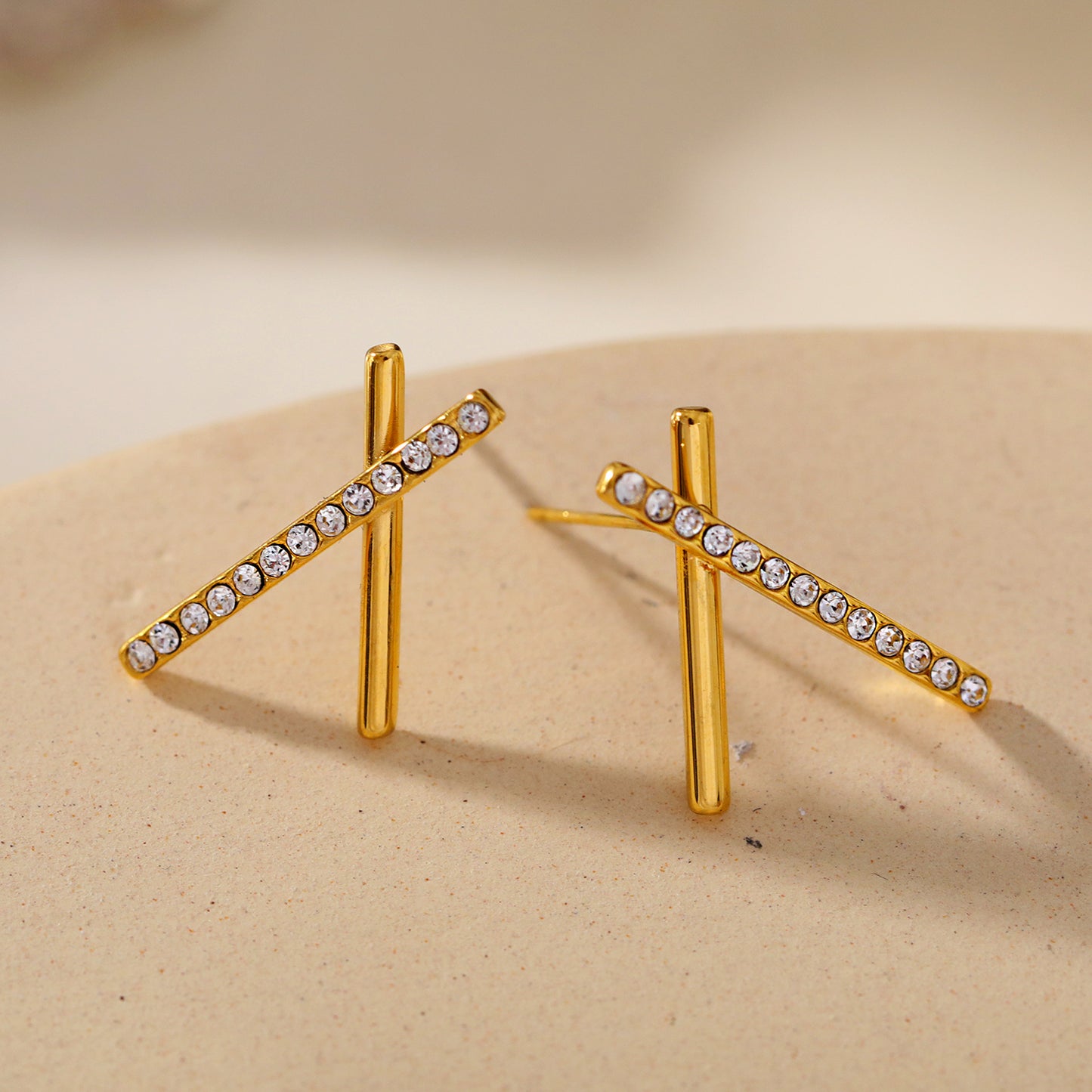 hackney-nine | hackneynine | tessa65059-studs | geometric-jewellery | modern-jewellery | affordable-jewellery