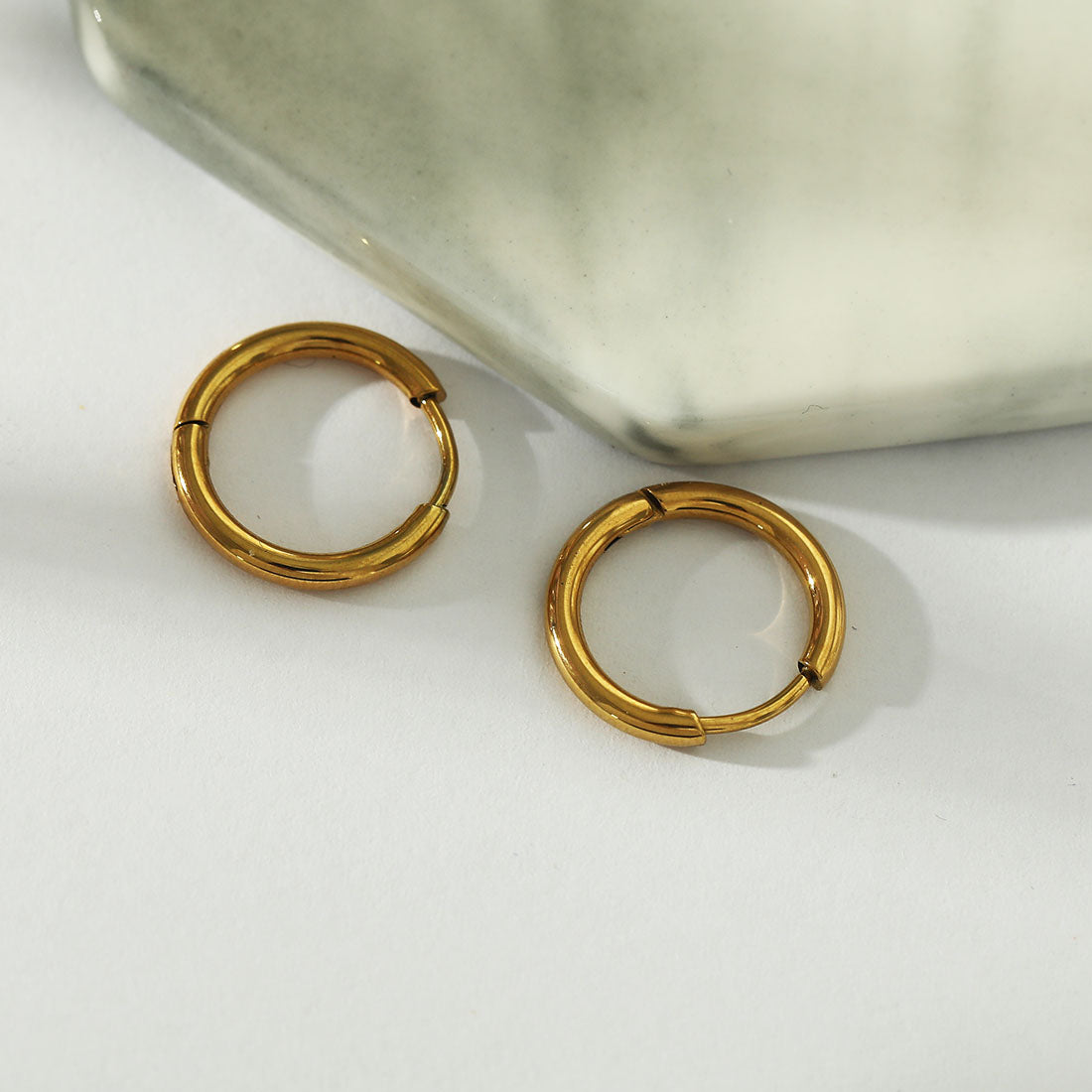 hackney_nine | hackneynine | GABRIELLA21069_Hoops | affordable_jewelry | dainty_jewelry | stainless_steel_jewelry | 18K_gold_jewelry | gold_dipped_jewelry | gold-jewelry | hoops_earrings | classic_hoops | gold_hoops