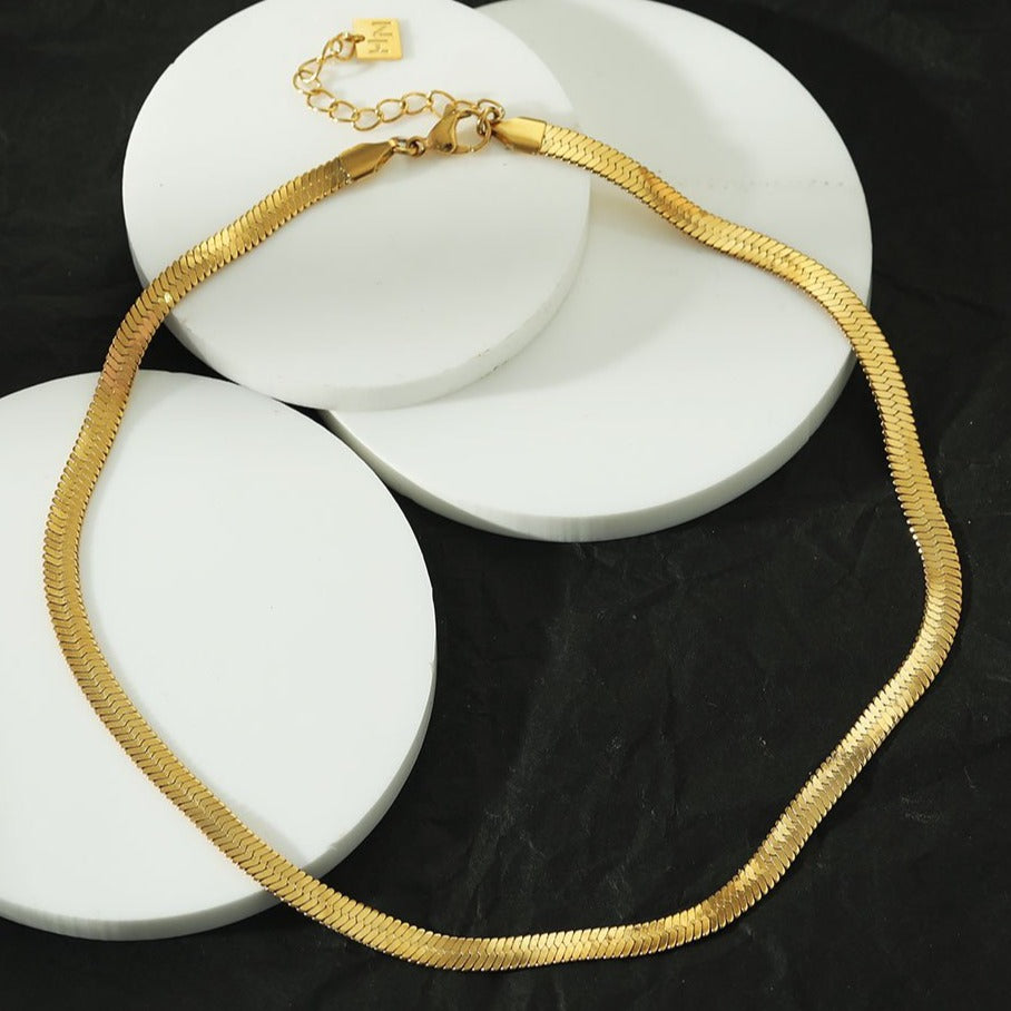 hackney_nine | hackneynine | ISABELLA210053_necklace | affordable_jewelry | dainty_jewelry | stainless_steel_jewelry | 18K_gold_jewelry | gold_dipped_jewelry | gold-jewelry | snake_skin_necklace