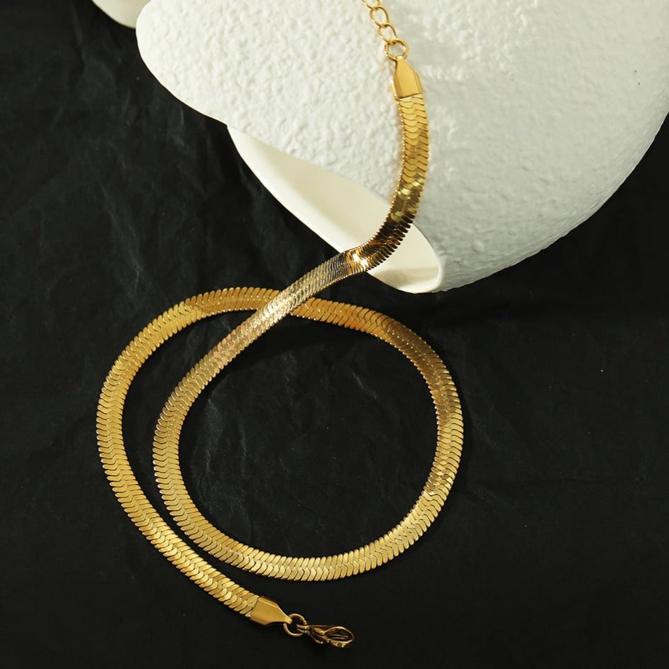 hackney_nine | hackneynine | ISABELLA210053_necklace | affordable_jewelry | dainty_jewelry | stainless_steel_jewelry | 18K_gold_jewelry | gold_dipped_jewelry | gold-jewelry | snake_skin_necklace