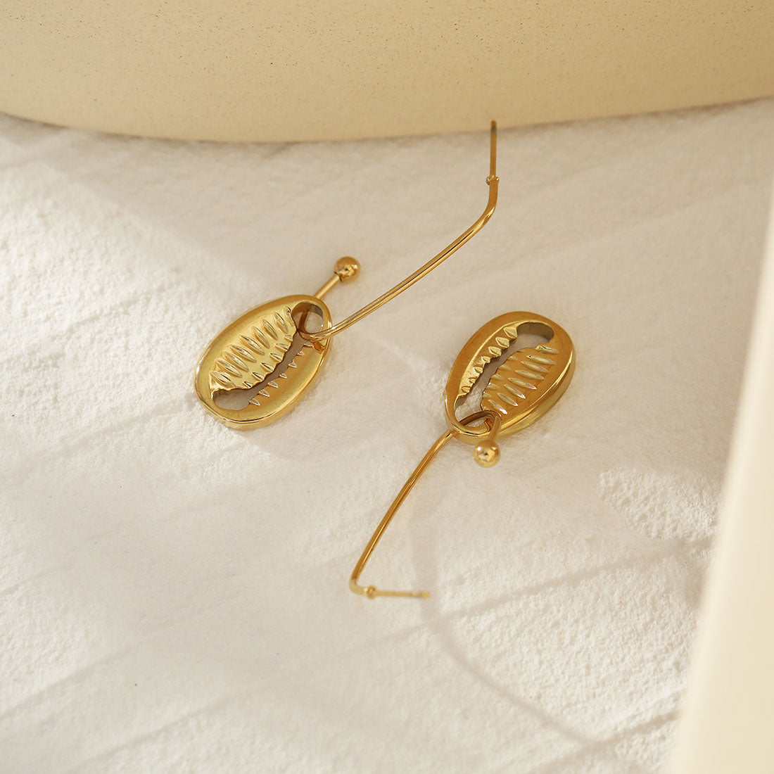 SOPHIE21073_earrings | hackney nine | hackneynine | necklace | earrings | charms | jewelry | jewelry-store | pandora | bracelet | shop-jewelry | gold-jewelry | heart-Jewelry | Inspirational-jewelry | dainty-jewelry | sea-jewellery | ocean_inspired | seashell_jewellery | sea_inspired