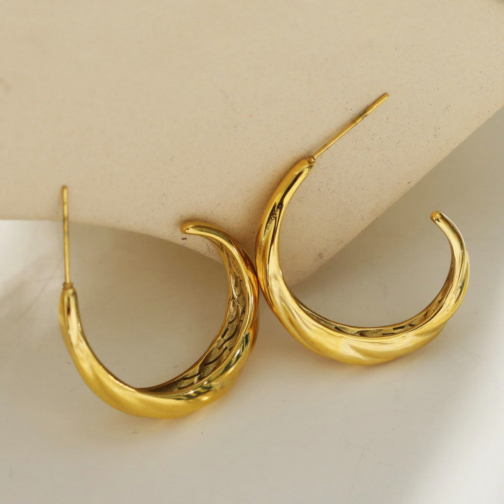 DORSINA Textured Lines Hoop Gold Earrings. Inspired by Nature.