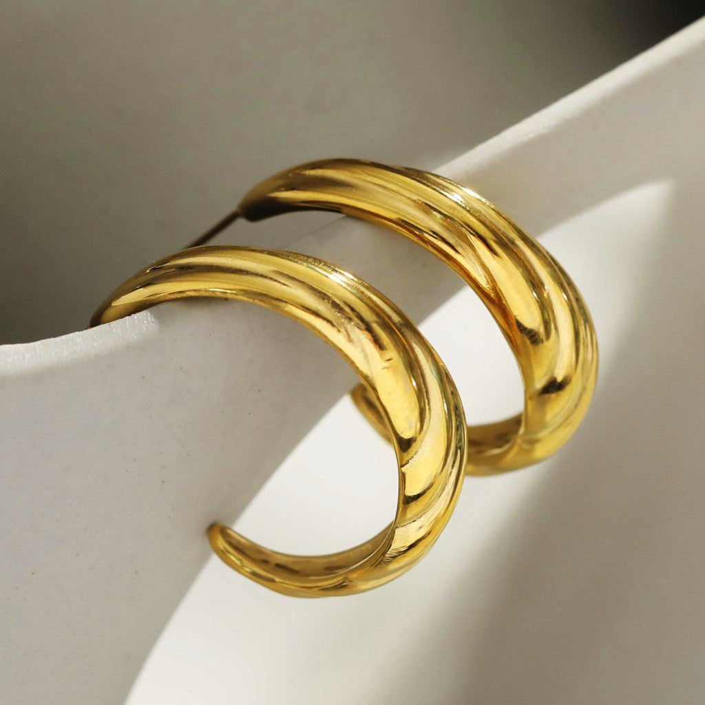 DORSINA Textured Lines Hoop Gold Earrings. Inspired by Nature.