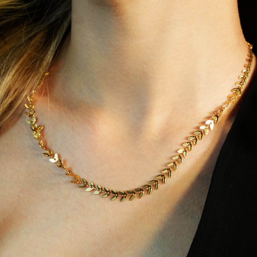 hackney-nine | hackney-nine-jewellery | hackneynine | Style ALALA 95766: Botanical Beauty Embossed Leaf Necklace.