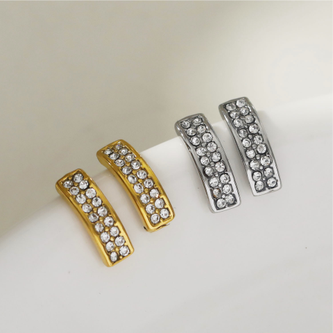 Style ASTRID 122201: Minimalist Pavé Zirconia Curved Bar Stud Earrings Gold