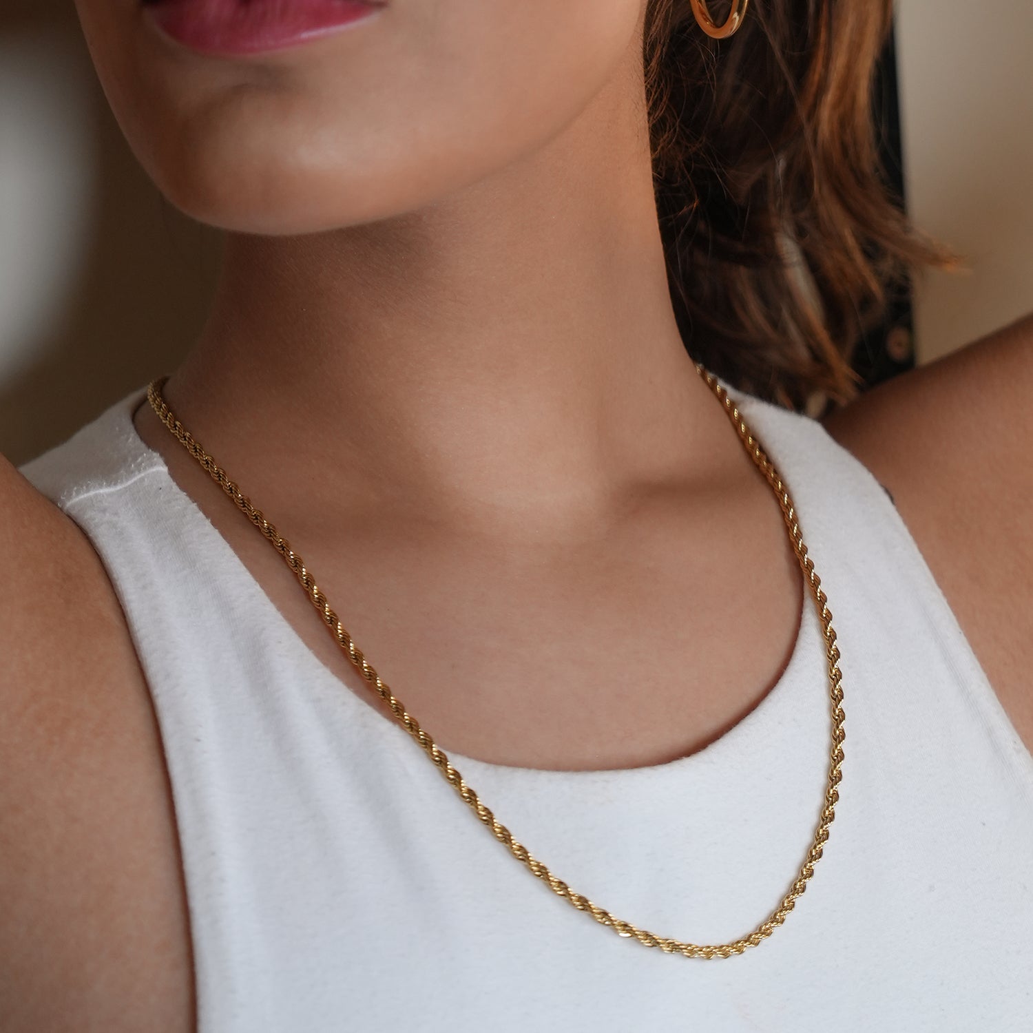 Style BALHAM 7678: Rope Chain Textured Gold Necklace