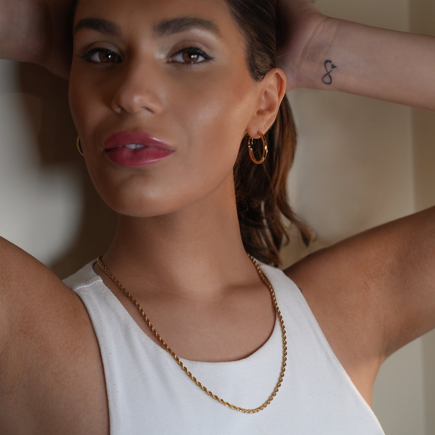 Style BALHAM 7678: Rope Chain Textured Gold Necklace