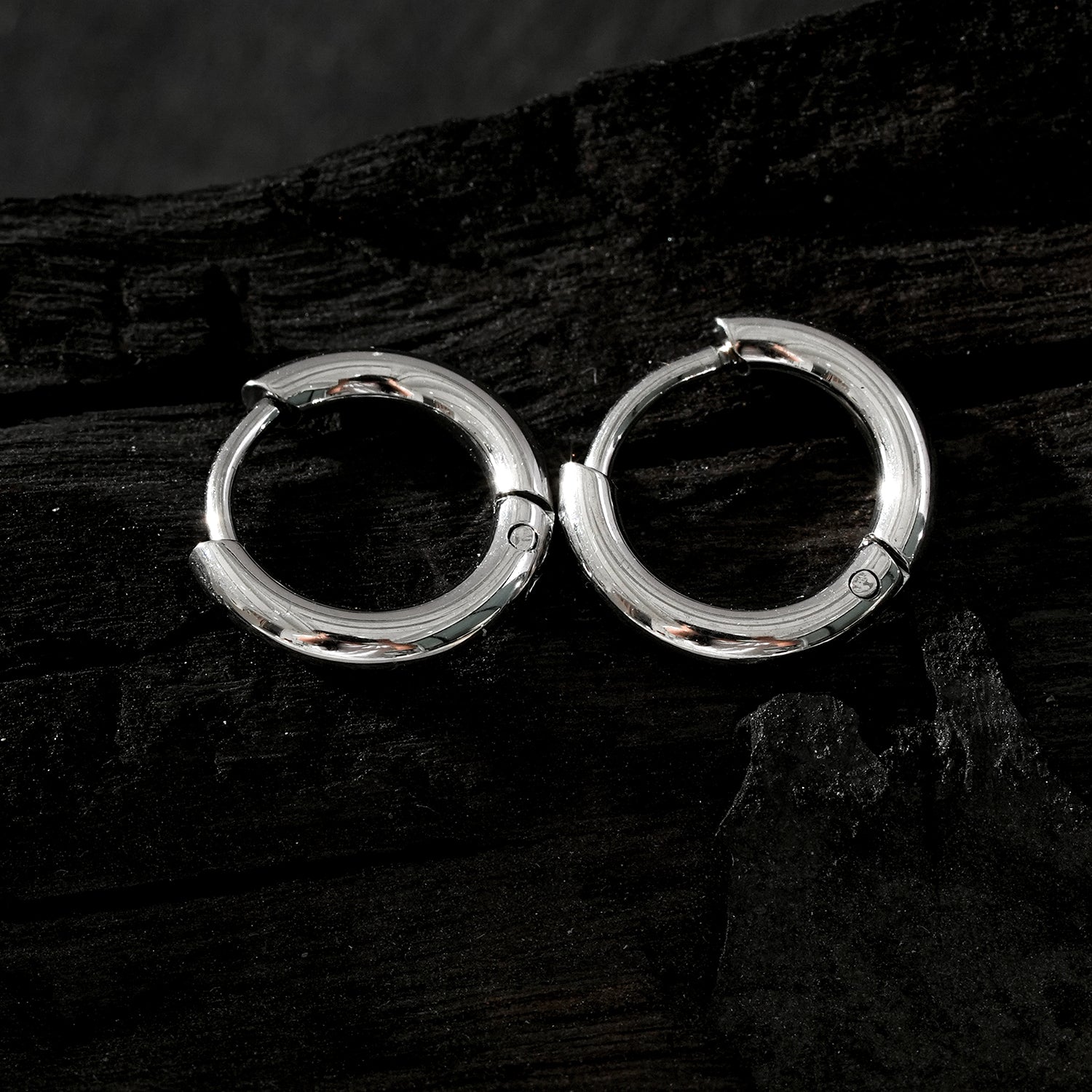Style BIANCA Silver: Classic Essential Basic Round Silver Hoops. Available in 7 Sizes - 1cm to 6cm