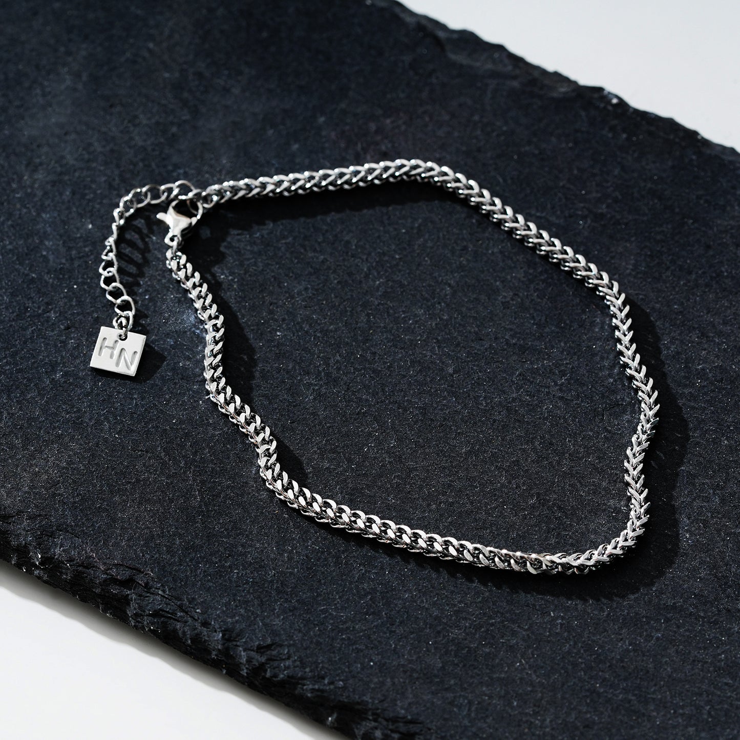 Style BILLIE LG 8832S: Cuban Link Chain Silver Bracelet.