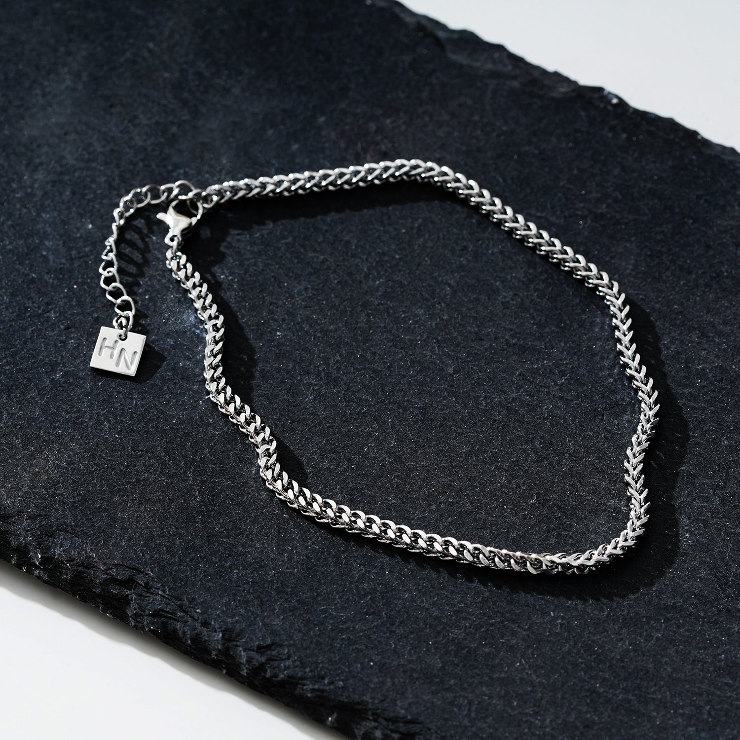 Style BILLIE LG 8832S: Cuban Link Chain Silver Bracelet.