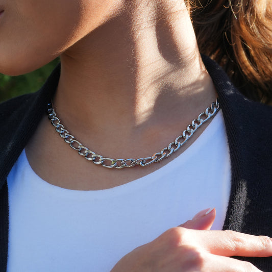 Style BROMLEY 6138: Cuban-Link Statement Chain Necklace in Silver