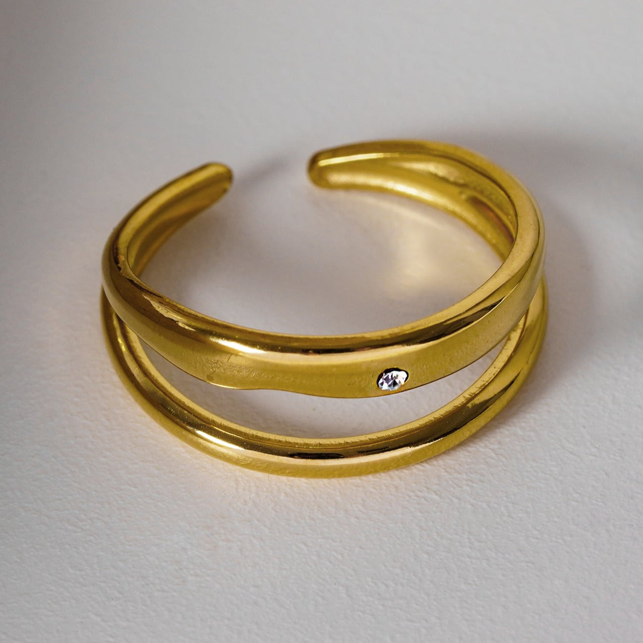 Style CARMELITA 8607: Modern Minimalist Double Band Solitaire Zirconia Ring.