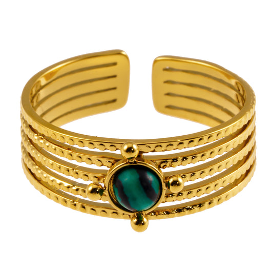 Style CHARMA 1996: 5-Layer Circle Embossed Ring with a Malachite Stone Centre Piece.