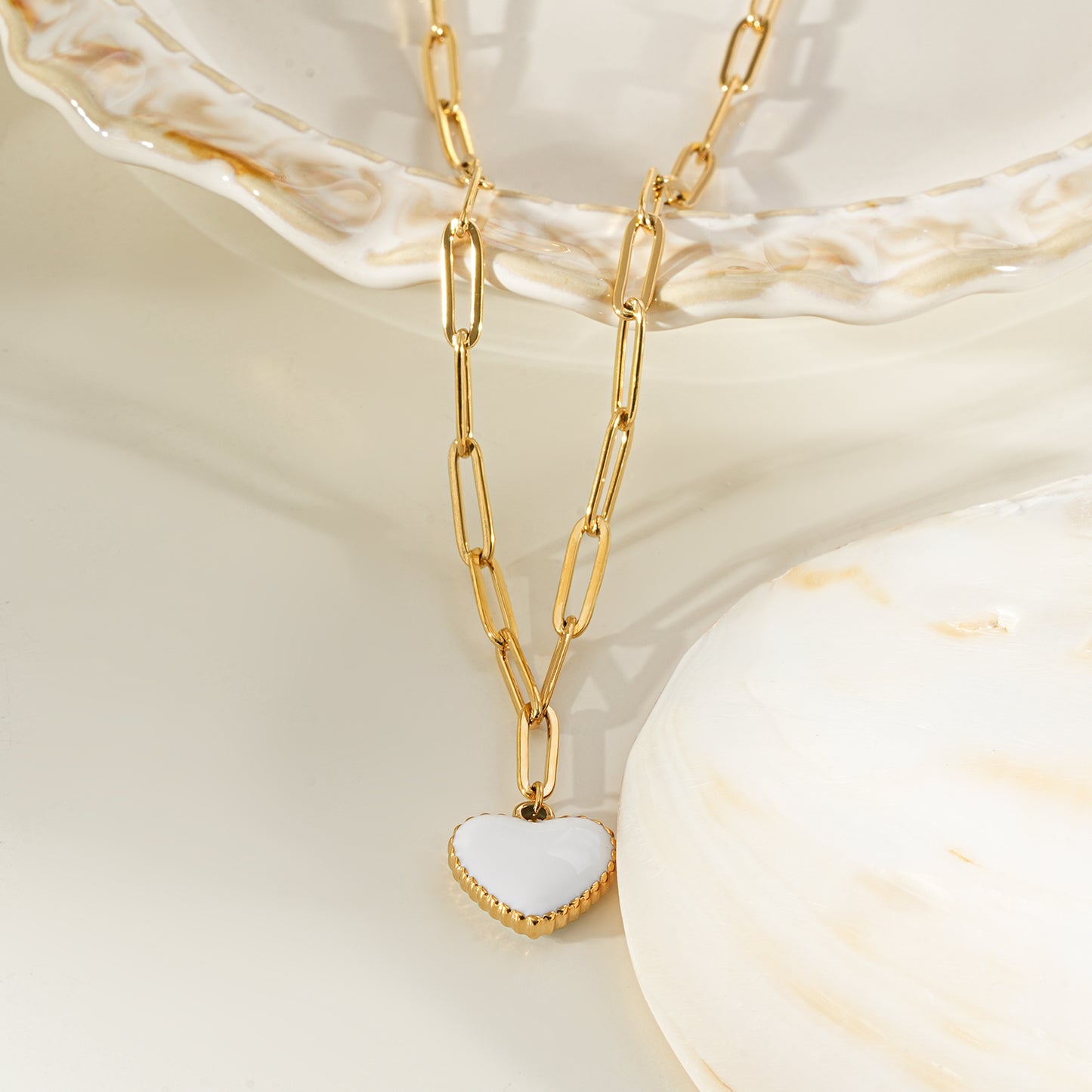 HEART WHITE Gold: Paper Clip Chain Anchoring an Enameled White Heart Charm