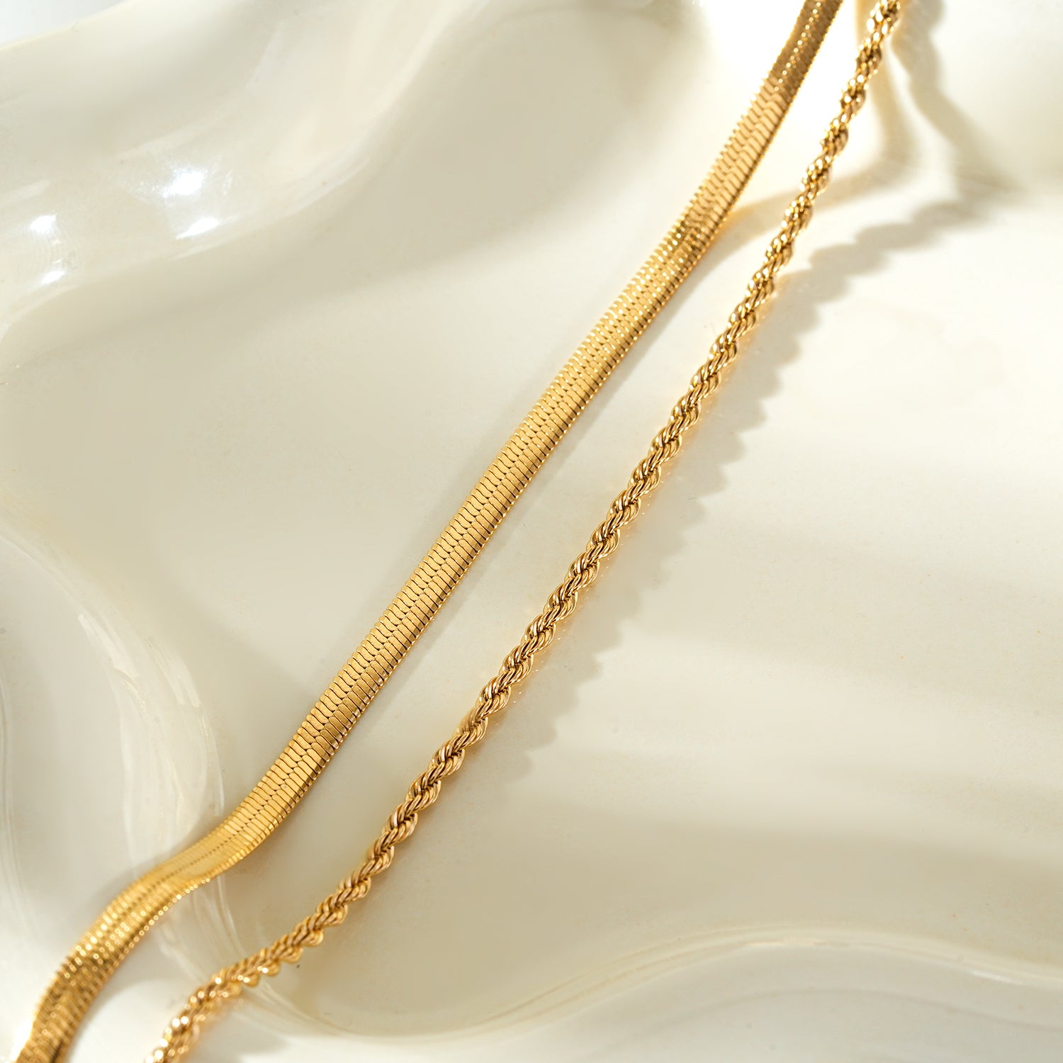 FAWZIA Gold: 2-Layered Flat Snake Chain & Rope Chain Necklace