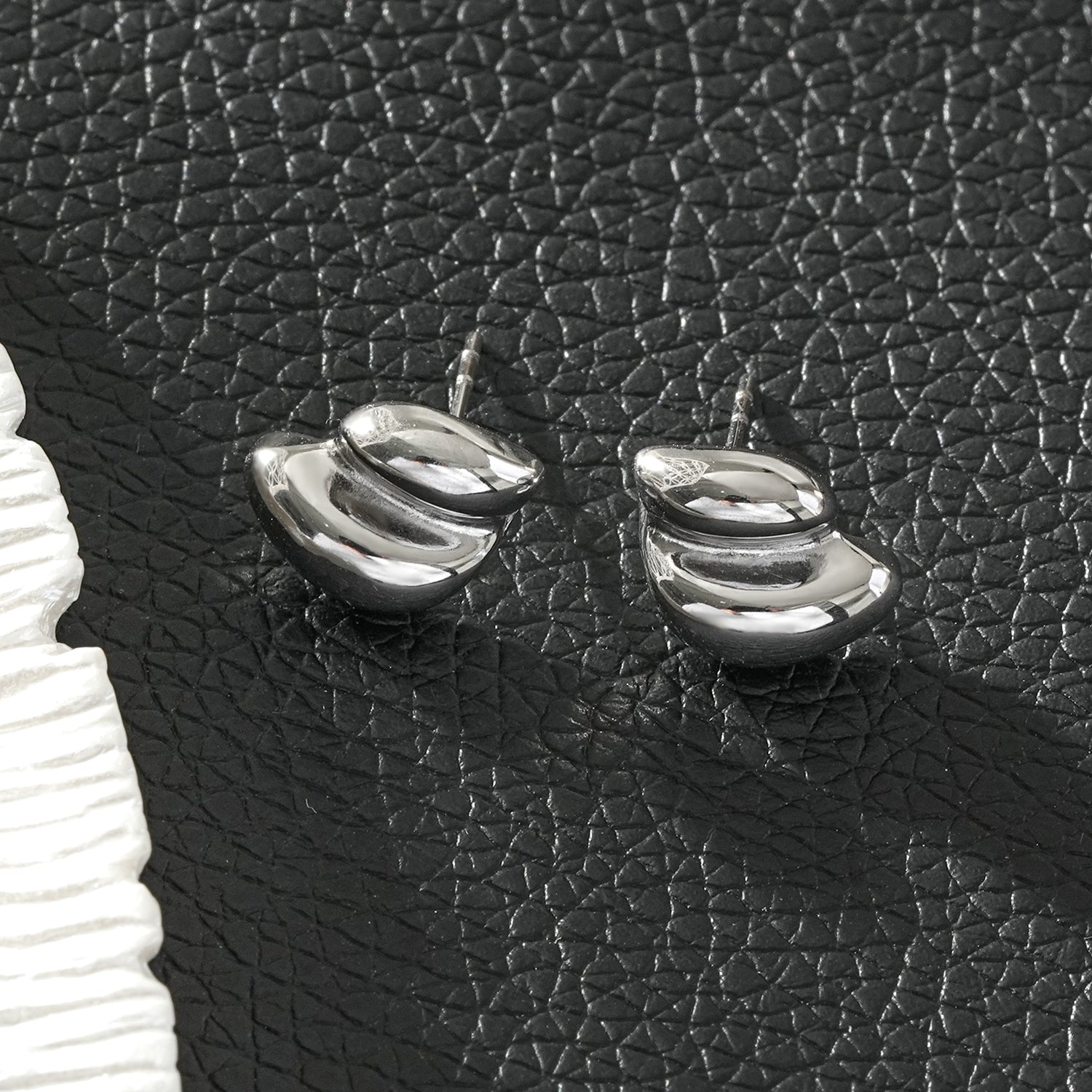 ATEMIS Silver (White Gold): Contemporary Abstract Shaped Stud Earrings