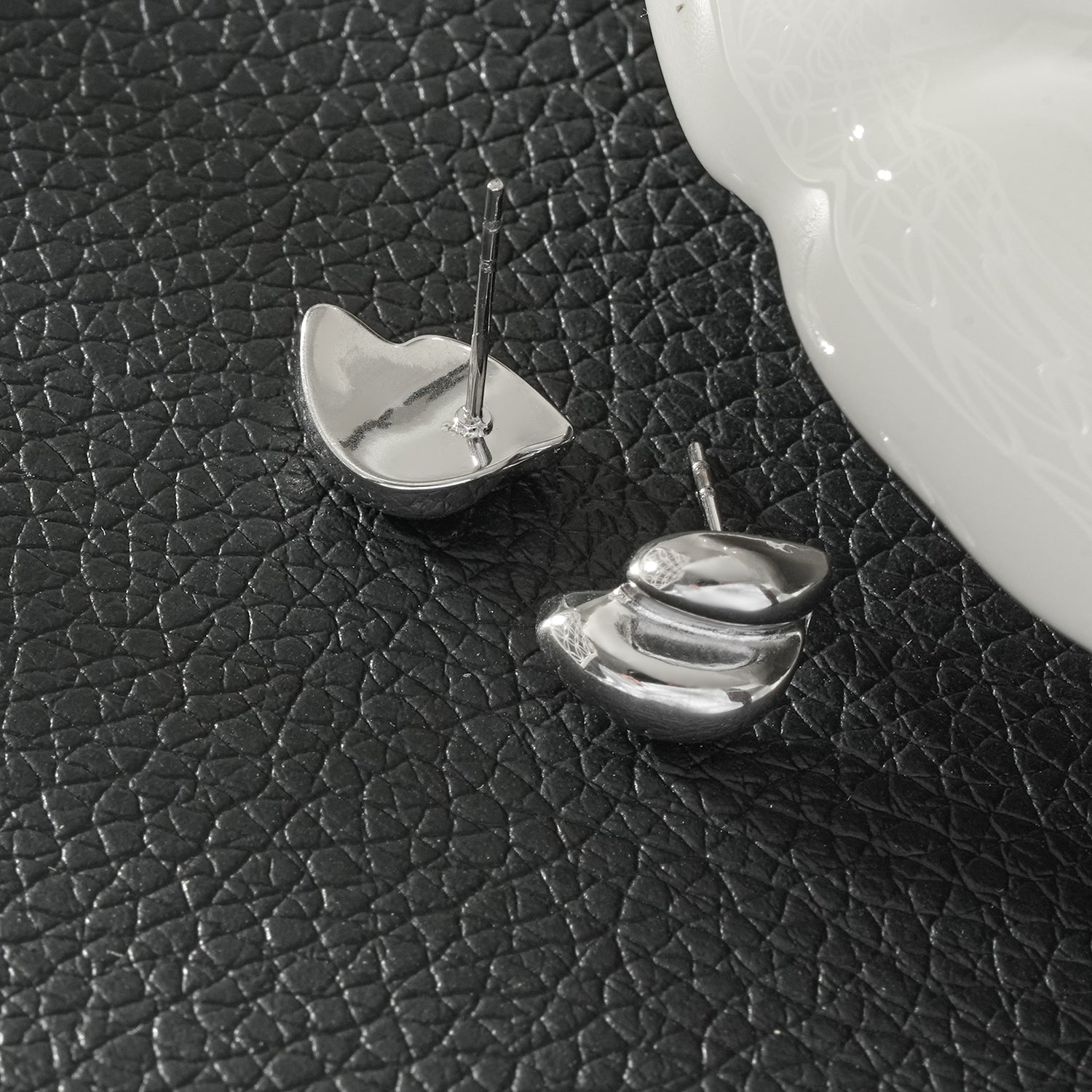 ATEMIS Silver (White Gold): Contemporary Abstract Shaped Stud Earrings