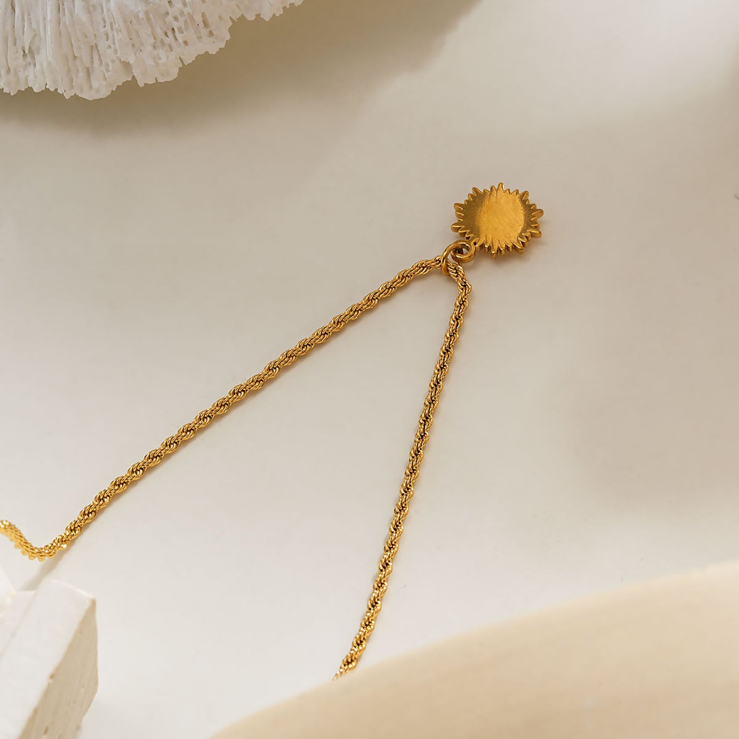 ISA Gold: Rope Chain Necklace with Pave Zirconia Radiant Sun Pendant