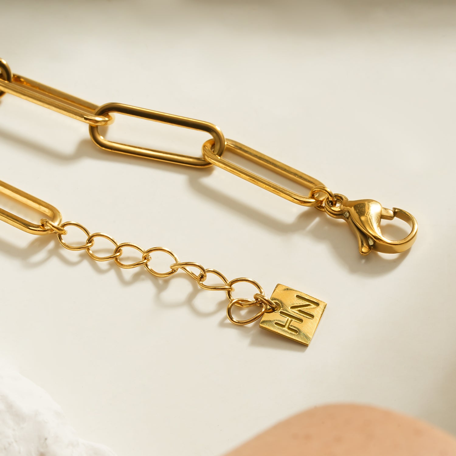 【TommassiniJewelry】Pearl Paperclip Chainブレスレット Pearl Paperclip Chain Bracelet, Sterling Silver Half Pearl