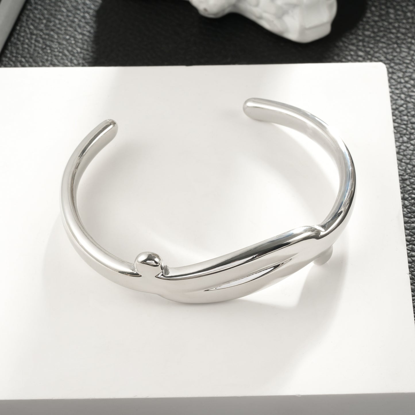 TANGHEUL Silver (White Gold): Sculptural Cuff Bracelet
