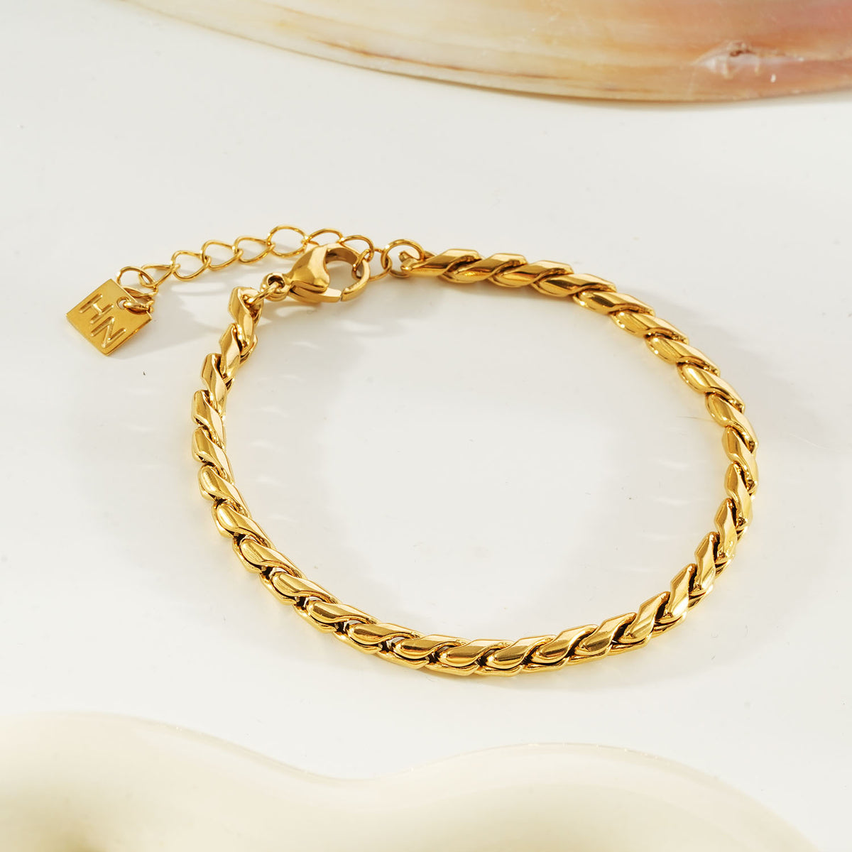 ORO Gold: Industrial Chic Sculptural Chain Bracelet — Sleek Links, Fluid Shine. $35