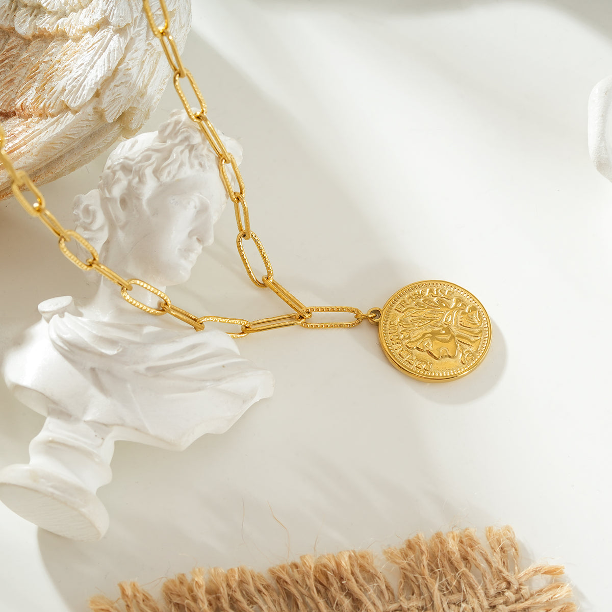 ZUWENA Gold: Reversible Coin Pendant Necklace with Textured Paperclip Chain