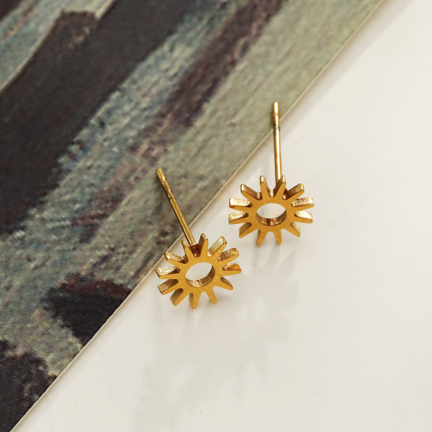 EDLA: 'Starry Night' Stud Earrings Gold