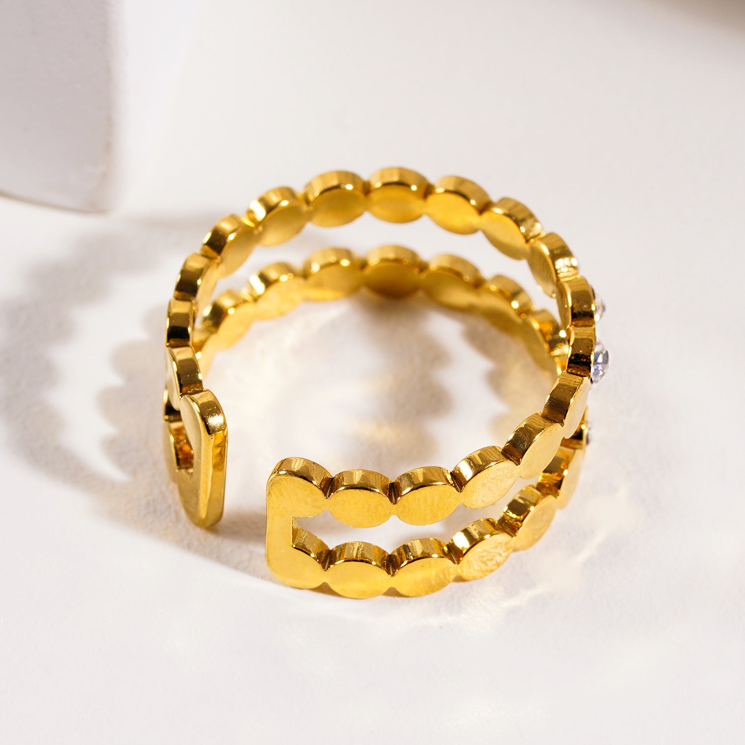 Style ERLAT 4287: Double Stacked Zirconia Embellished Textured Ring.