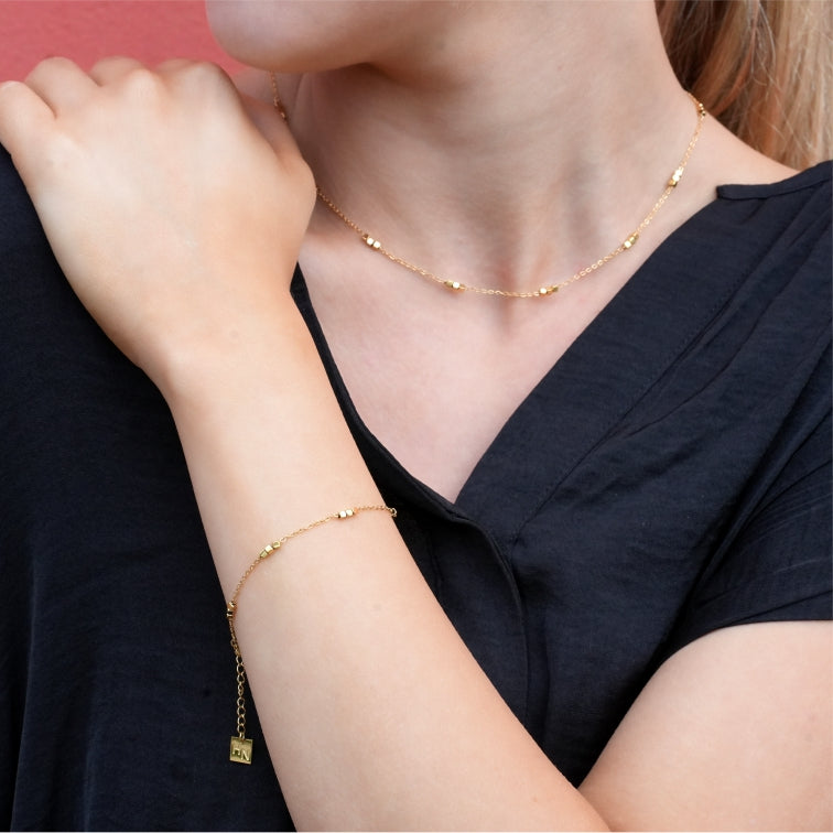 Style RITIKA 70145 : Tiny Square-Beads Dainty Gold Chain Bracelet. | hackneynine | hackney-nine