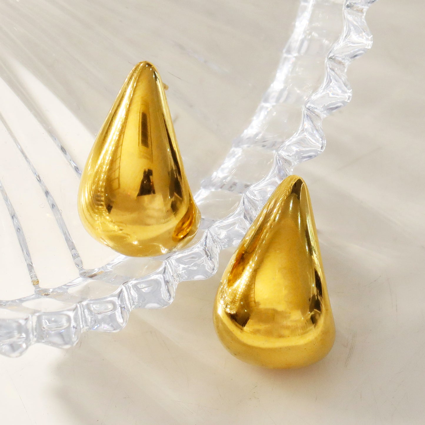 FORIA: Chunky Look Light Weight Tear Drop Stud Earrings - Statement of Confidence