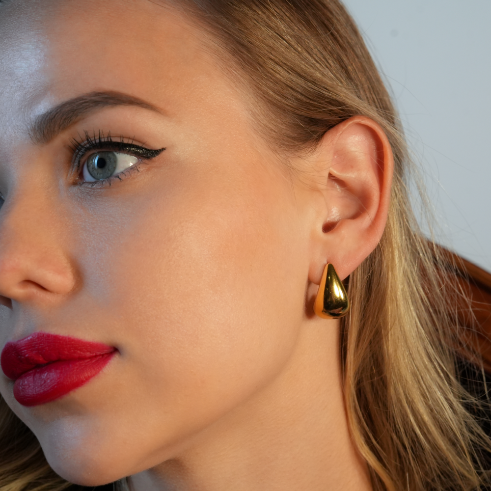 FORIA: Chunky Look Light Weight Tear Drop Stud Earrings - Statement of Confidence