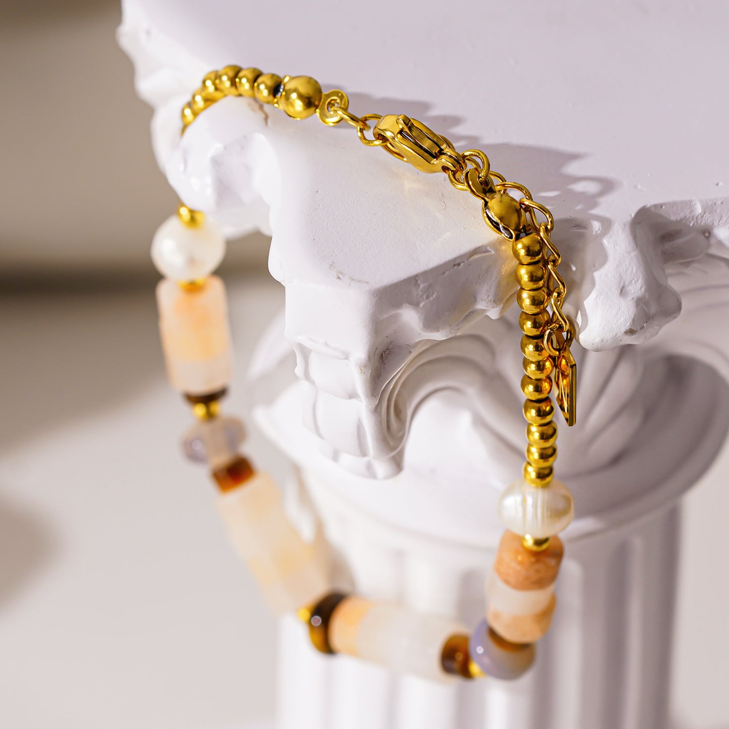Style JERASA 4588: Chalcedony Stones & Gold Ball-Beaded Bracelet