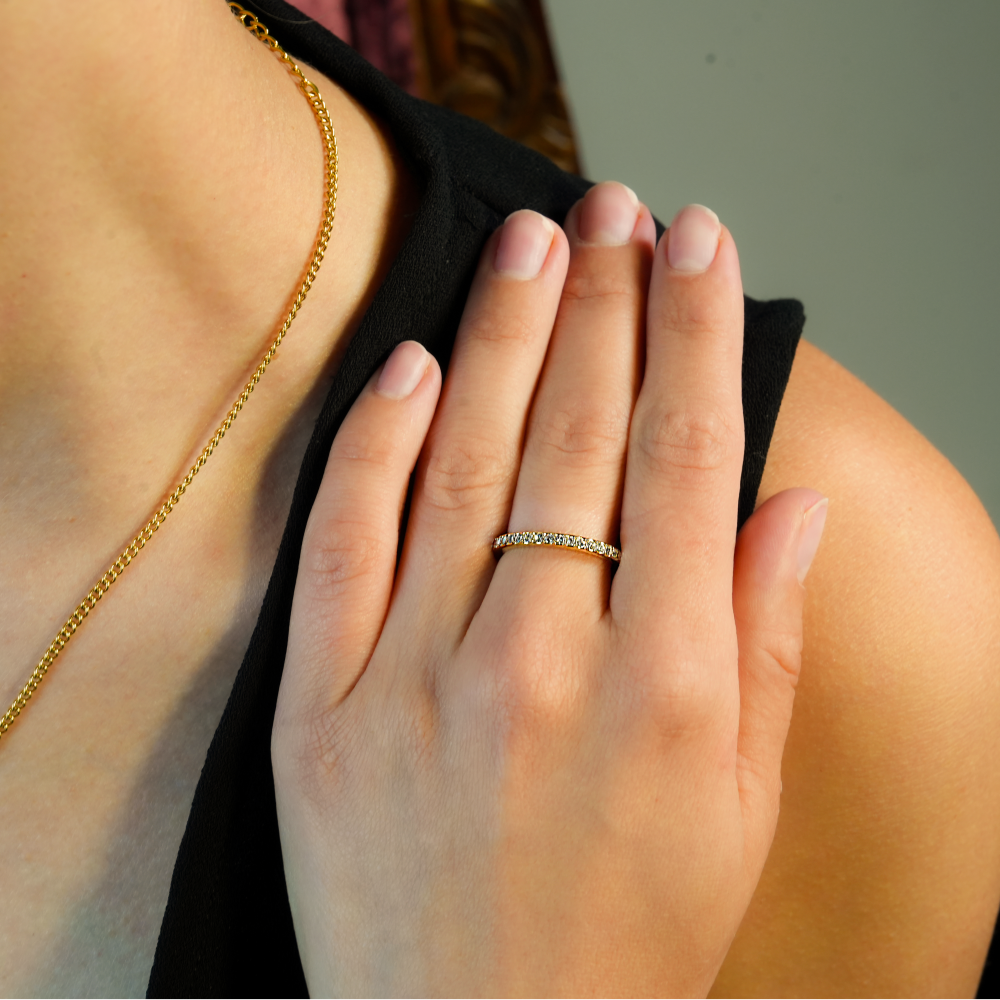 Style JOCASTA 64533: Adjustable Zirconia-Embedded Minimalist Classic Ring.