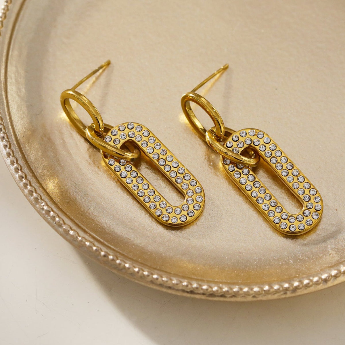 Rectangular Rounded Earrings LAIA: Rounded Rectangle Shaped Earrings Embedded with Zirconia Gemston