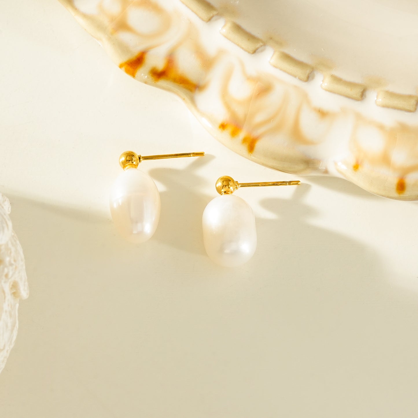 MAGANA Gold: Petit Pearl Stud Earrings with Mini Bead Crown