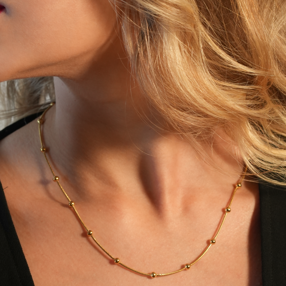 hackneynine | hackney-nine Style MAKARIA 10095:  Snake-Skin Textured Chain Necklace with Ball Shaped Beads