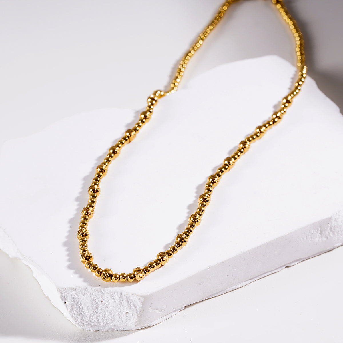 Style MILLIE 4469: Twin-Bead Fusion Gold Chain Necklace.