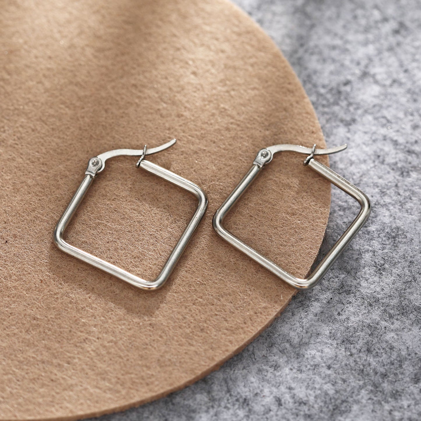 REILYNN Small Square Shaped Hoops. In Gold & Silver.