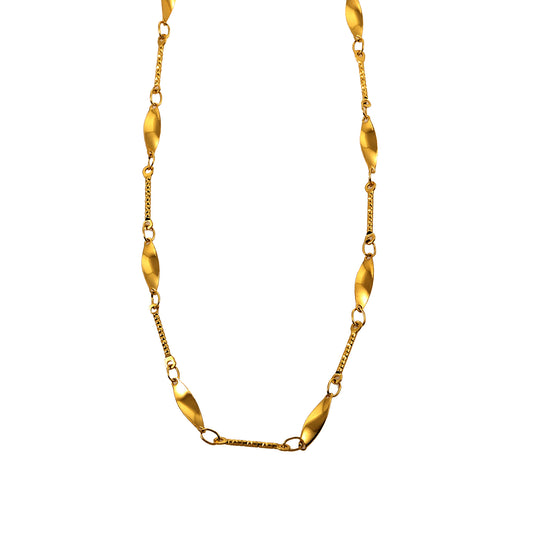 hackney-nine | hackneynine | Style OTTIS 94899: Twisted Oval Links & Textured Bars Chain Necklace.