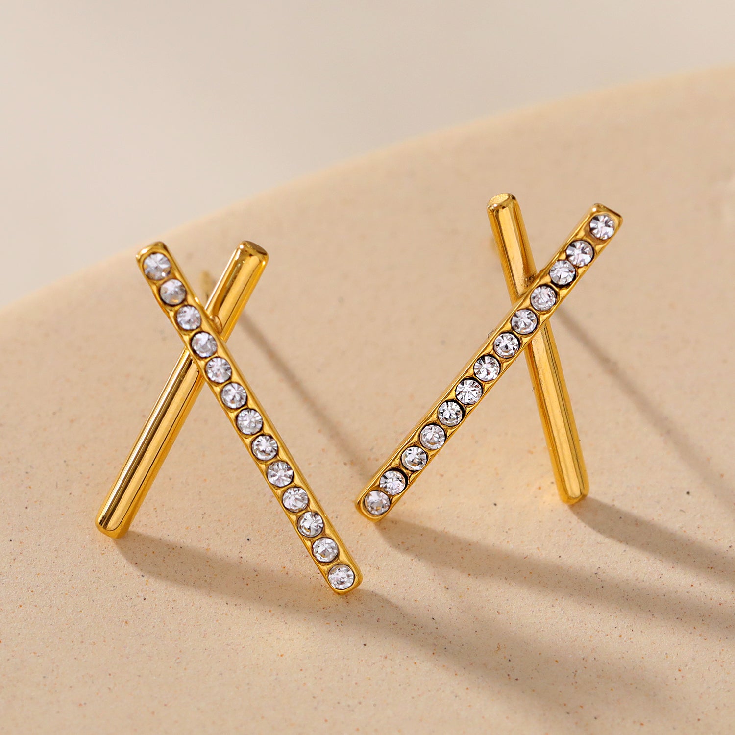 hackney-nine | hackneynine | tessa65059-studs | geometric-jewellery | modern-jewellery | affordable-jewellery